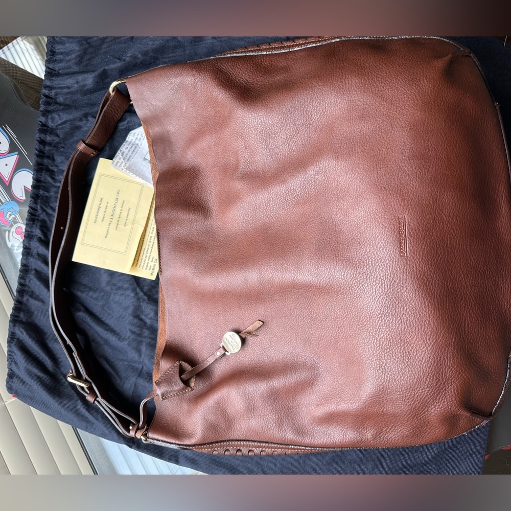 Dooney & Bourke XL 100% Leather Hobo Saddle Brown  Brand New With Tags